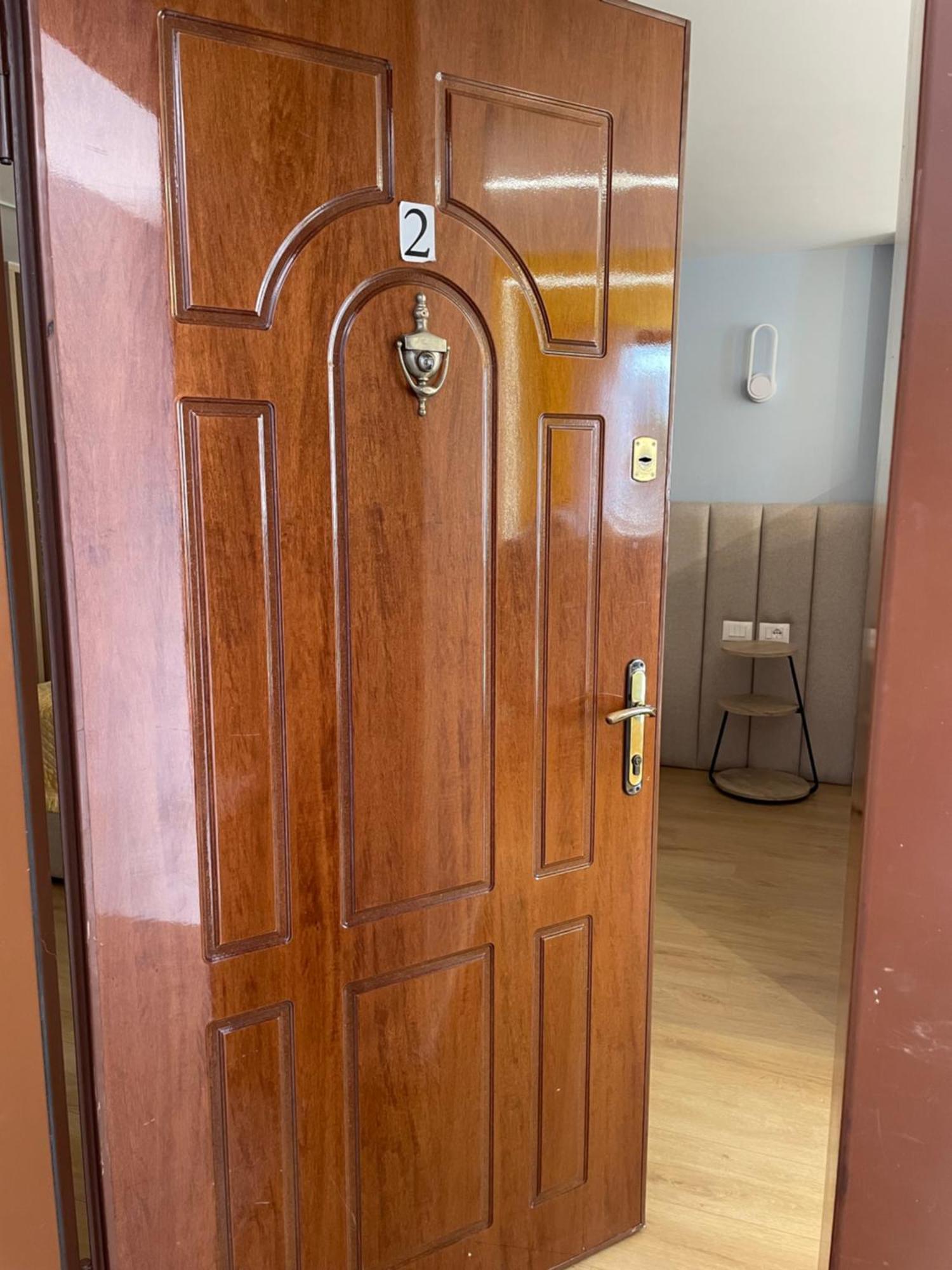 Tesa Studio Тирана Екстериор снимка